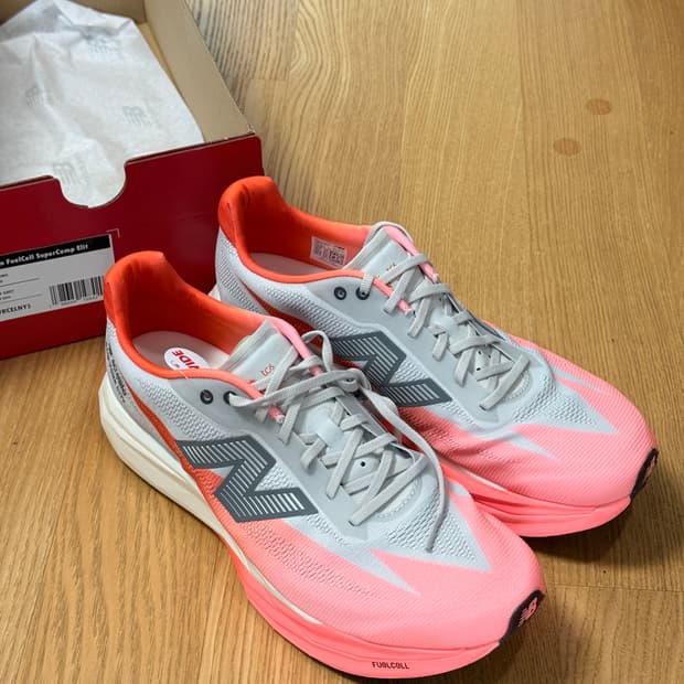 뉴발란스 sc엘리트 v5 뉴욕마라톤 에디션 W볼 275사이즈 새제품