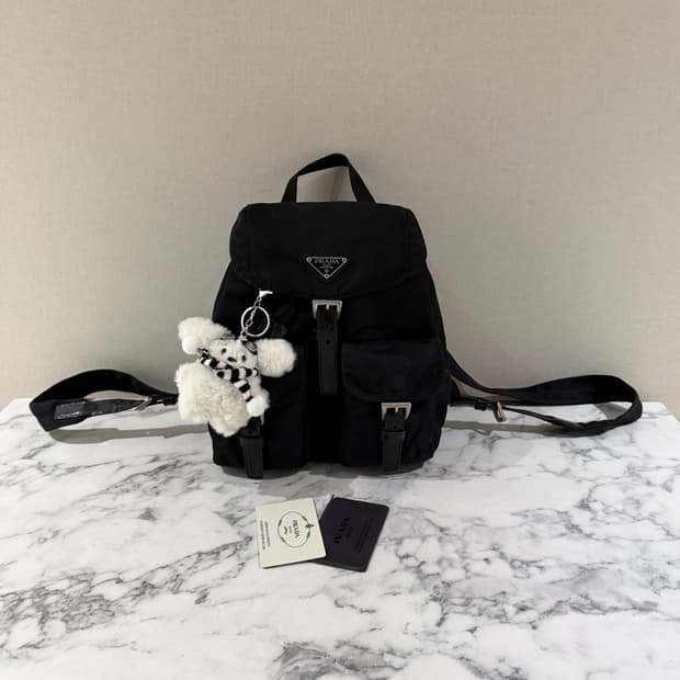 정품 프라다 백팩 스몰 