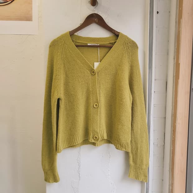 사만사모스2 울100 라임 가디건