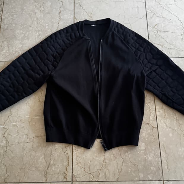 H&M 알렉산더왕 블랙 퀼팅 집업 가디건