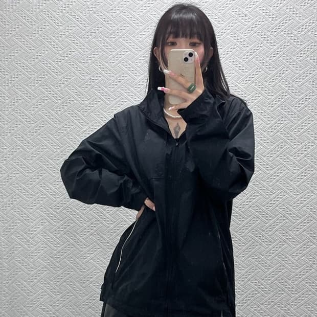 나이키 ACG 빈티지 캐주얼 스포티 올블랙 바람막이 자켓 L C13510