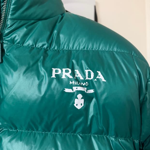 프라다 나일론 로고 패딩 90 xs