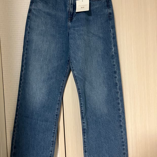 유니클로 JW앤더슨 스트레이트 팬츠 여성용 26사이즈