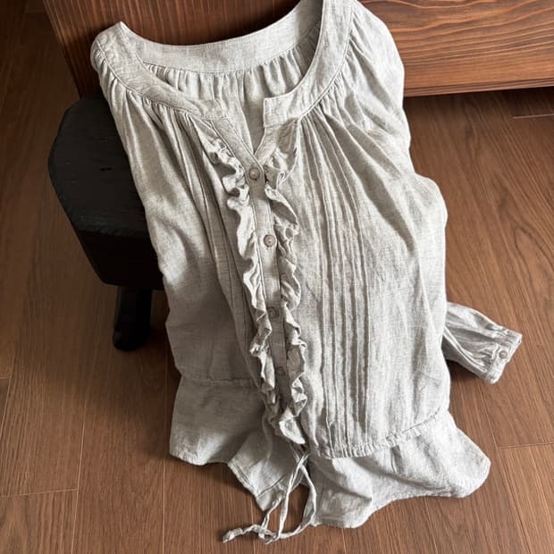 cotton frill blouse