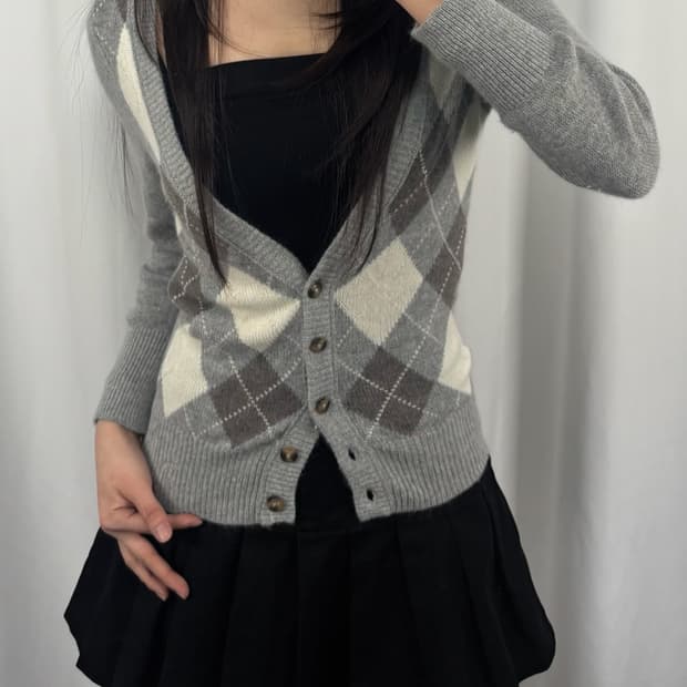 아베크롬비 그레이 아가일 니트 가디건