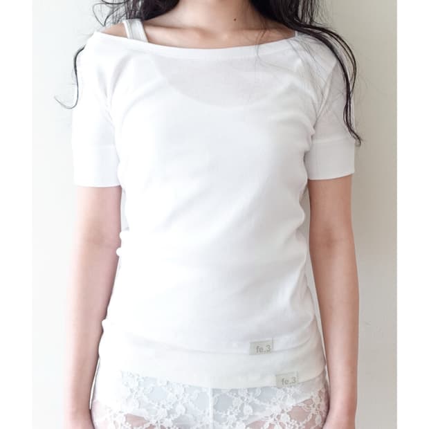 샵페어리 립 하프 탑 화이트 반팔 티셔츠