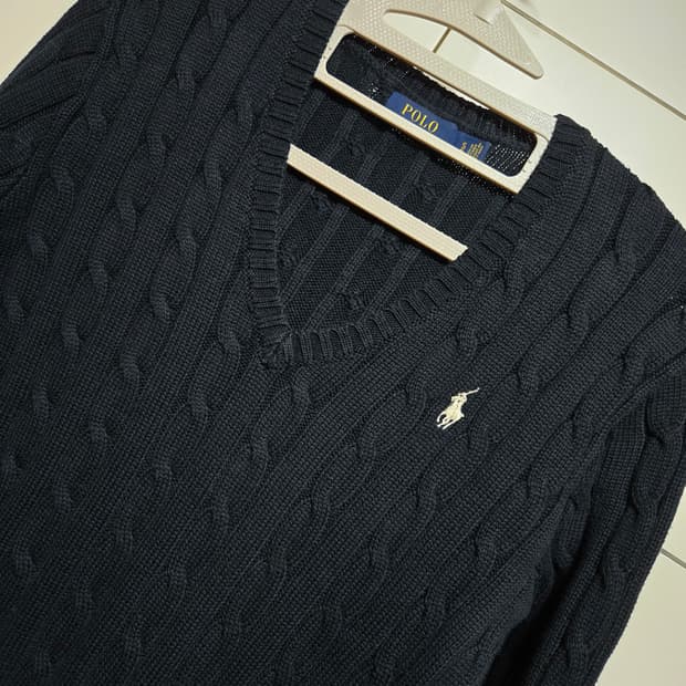폴로 랄프로렌 블랙 브이넥 케이블 니트