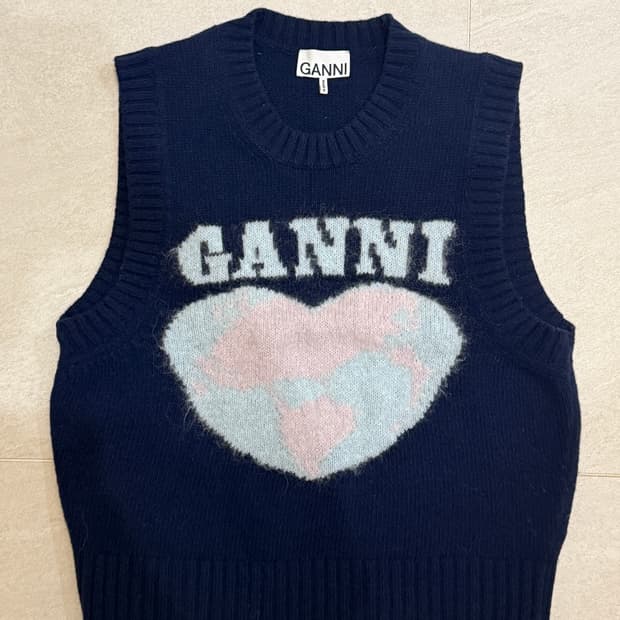 가니 니트 조끼