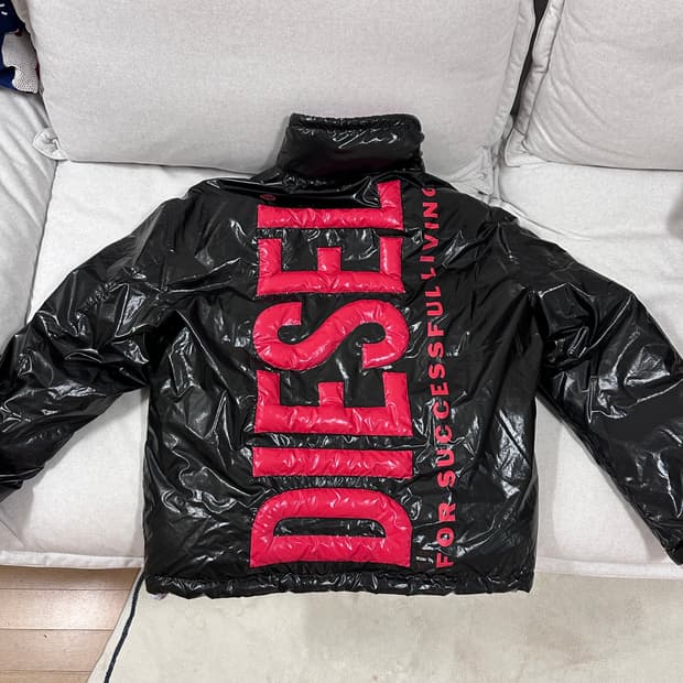 디젤 쥬피트 패딩 남성 새제품 48사이즈 정가 87만