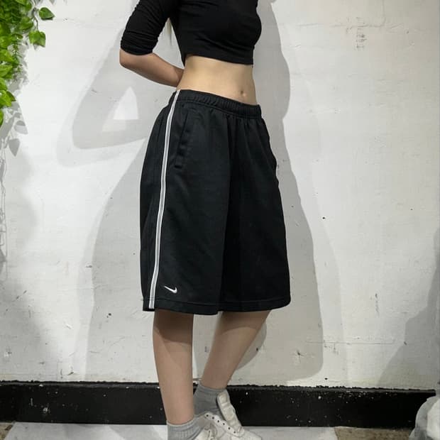 니이키 블랙 와이드 사이드 라인 포인트 하프 버뮤다 팬츠 반바지 XL