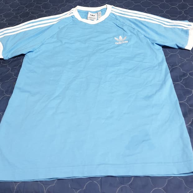 아디다스 삼선 반팔티 스카이 블루 (L)