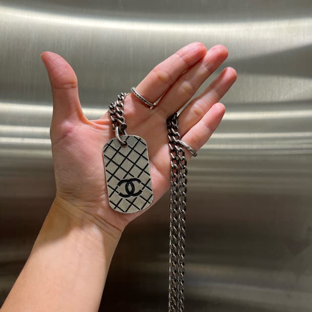 샤넬 로고 플레이트 체인 목걸이