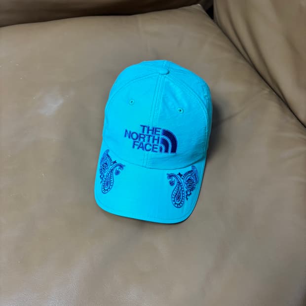 나나미카 노스페이스 퍼플라벨 6패널 볼캡 모자 반다나 페이즐리