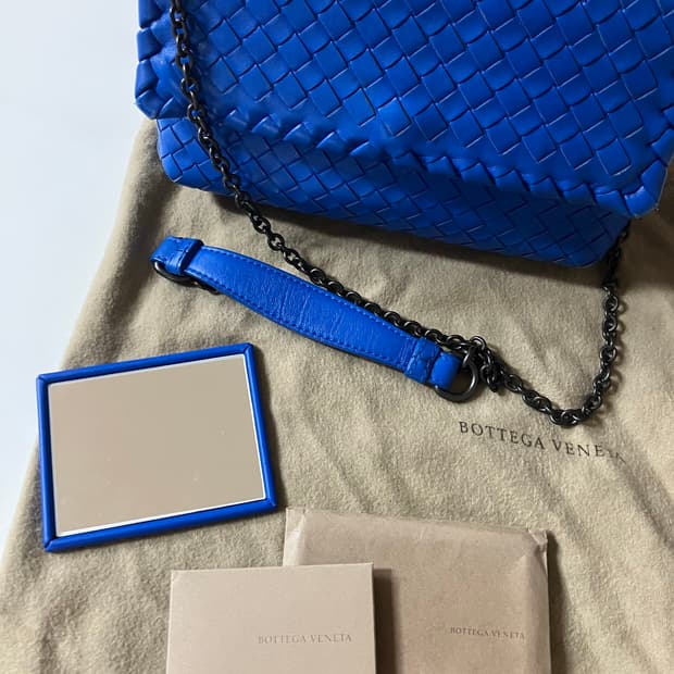 보테가베네타 인트레치아토 카프 레더 미니 체인 숄더백 (풀패키지) 