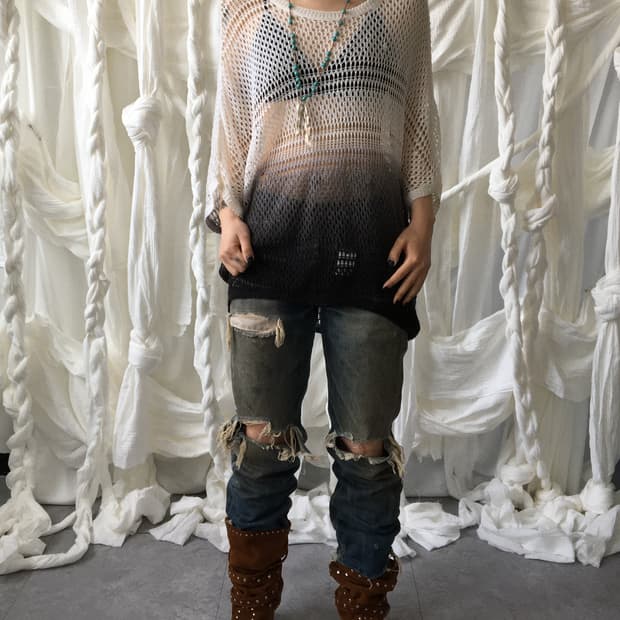 Gradation net knit