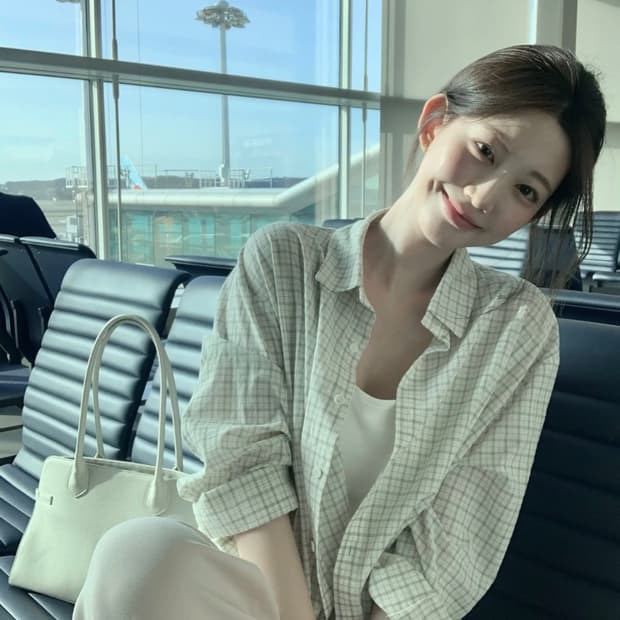 제니오 레인 오버핏 체크셔츠