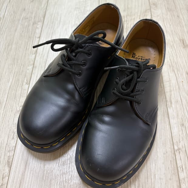 닥터마틴 1461 3홀 스무스 250