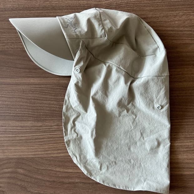 아크테릭스 선셰이드 캡