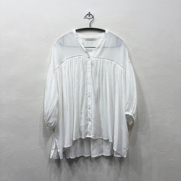 Luca 블라우스