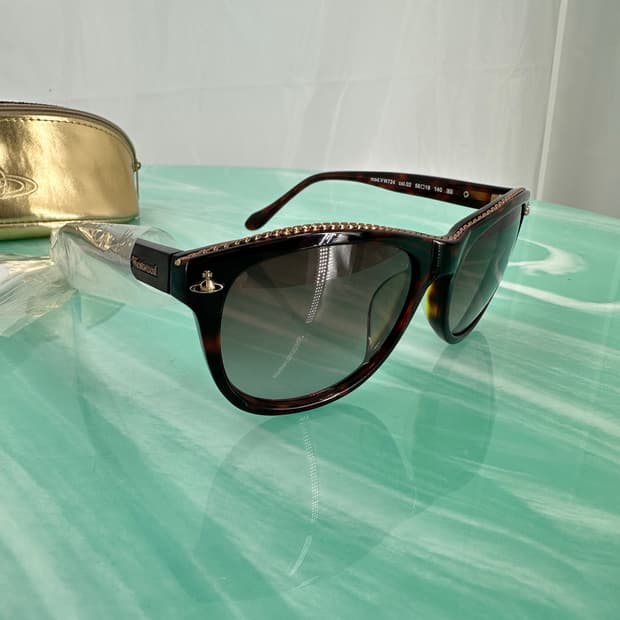 [새상품/무료배송] Made In Italy 비비안웨스트우드 선글라스 비