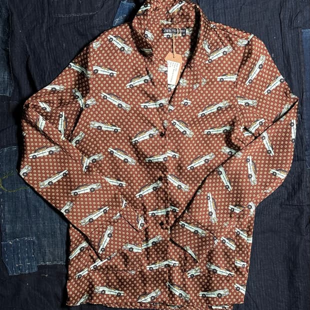 Zara 레트로카 프린트 셔츠 XS