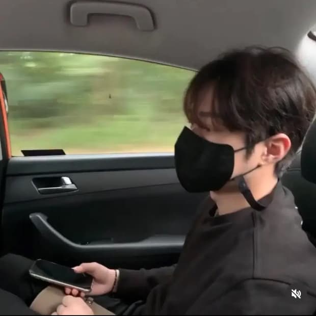 메종마르지엘라 엘보우 패치 맨투맨 48 김현우님 착용