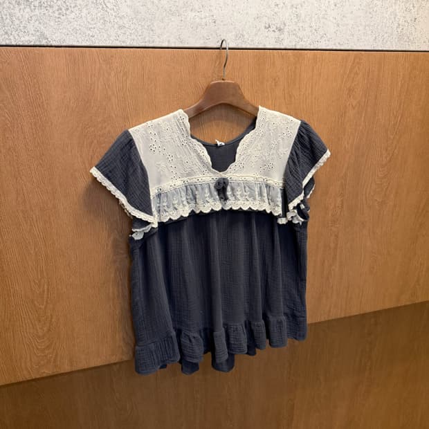 빈티지 반팔 블라우스 레이스 배색 디테일 네이비 K199