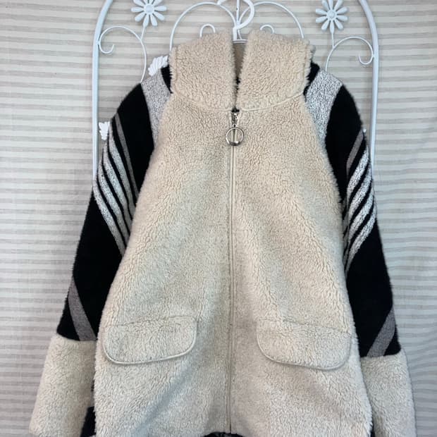 jpn vintage 아이보리 블랙 배색 후드 후리스 y2k 스트릿 갸루