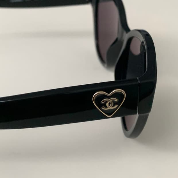 샤넬 하트 선글라스