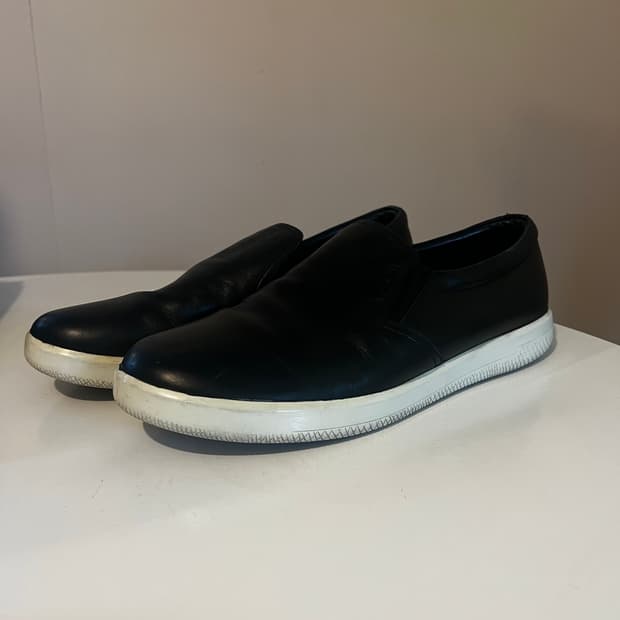 프라다 Downtown Slip-on Sneakers 