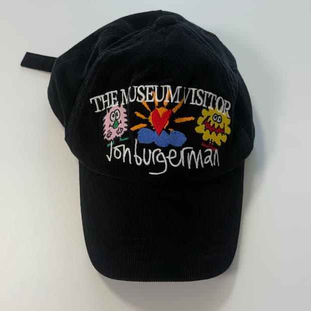 The Museum Visitor x Jon Burgerm 캡모자