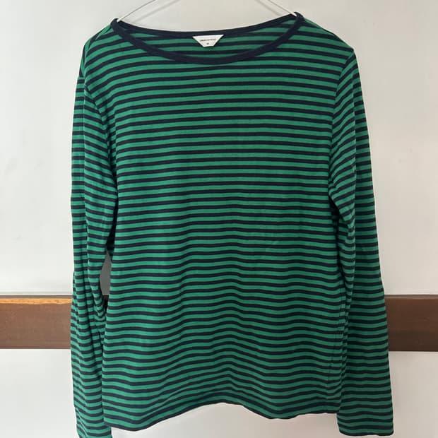 Green striped tshirt 