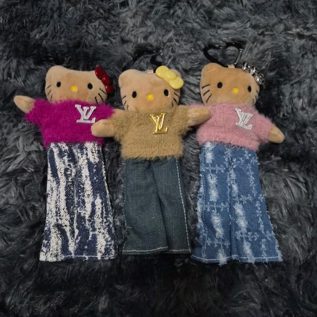 산리오 명품 패션 롱다리키티 키링