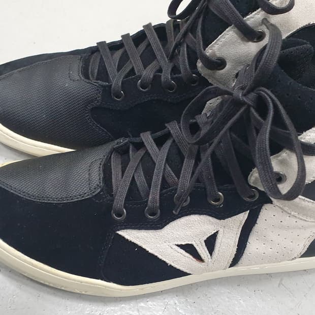 다이네즈 ATIPICAIR 오토바이 신발 270