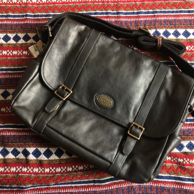 파슬 레더 브리프케이스 블랙  미사용