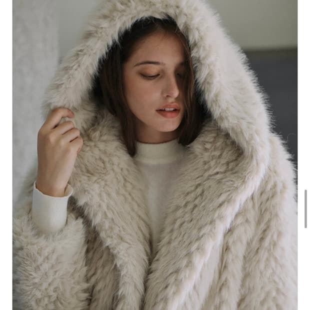 [플리즈착용]드헤베 오버핏 후드 퍼 자켓 베이지 FREE