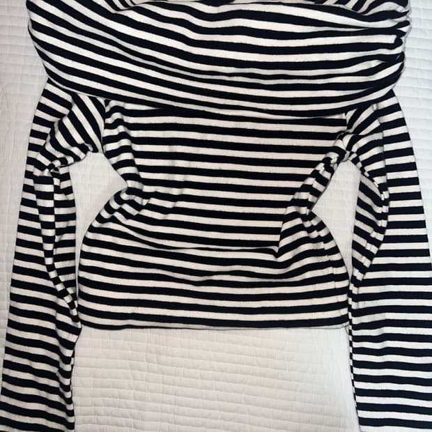 stripe off shoulder 기모 도톰 스트라이프 오프숄더