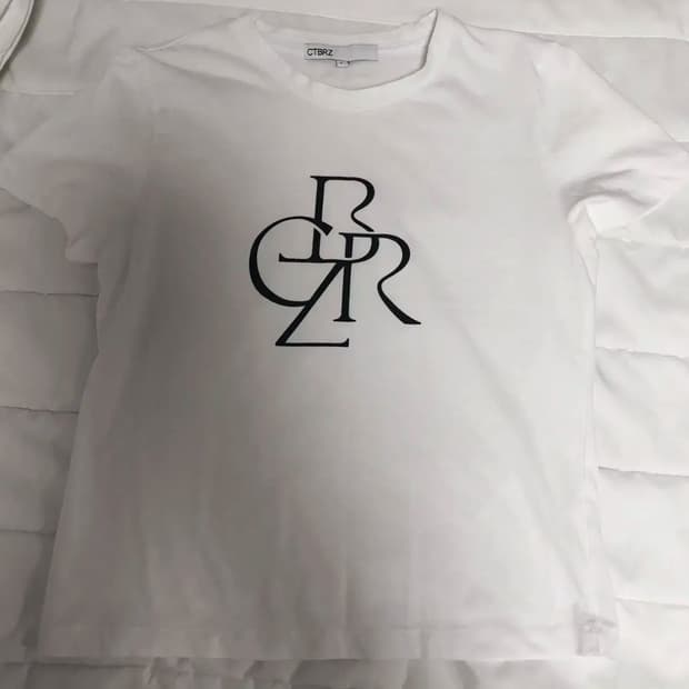 시티브리즈 반팔 화이트