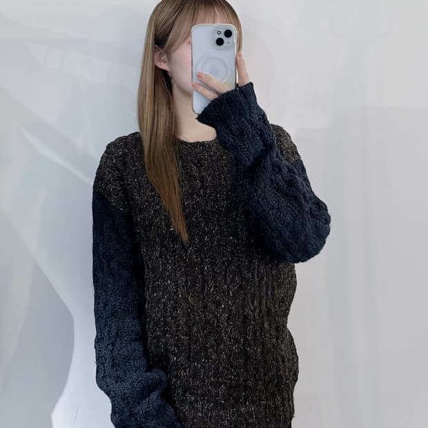 디젤 배색 니트