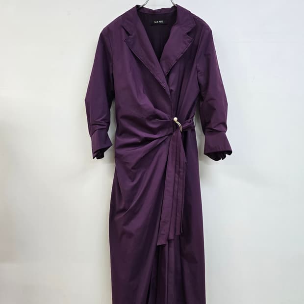 한섬 마인 진주벨티드 드레이프 플리츠 원피스