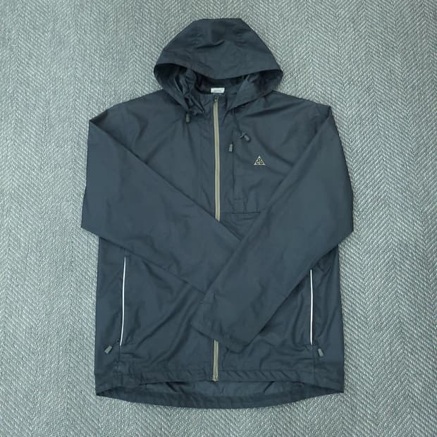 나이키 acg 바람막이