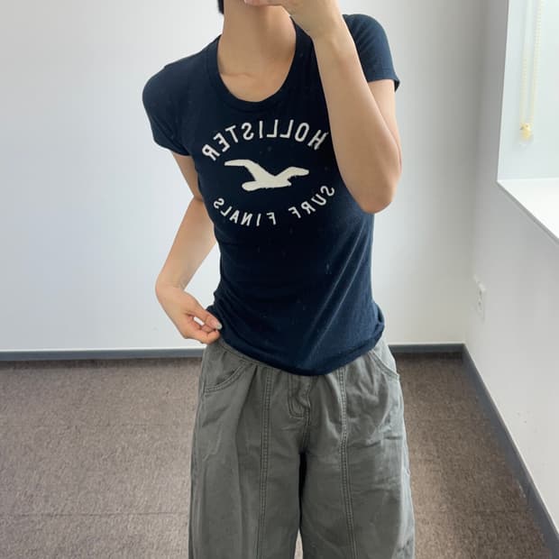 Hollister 홀리스터 스펠아웃로고 네이비 반팔