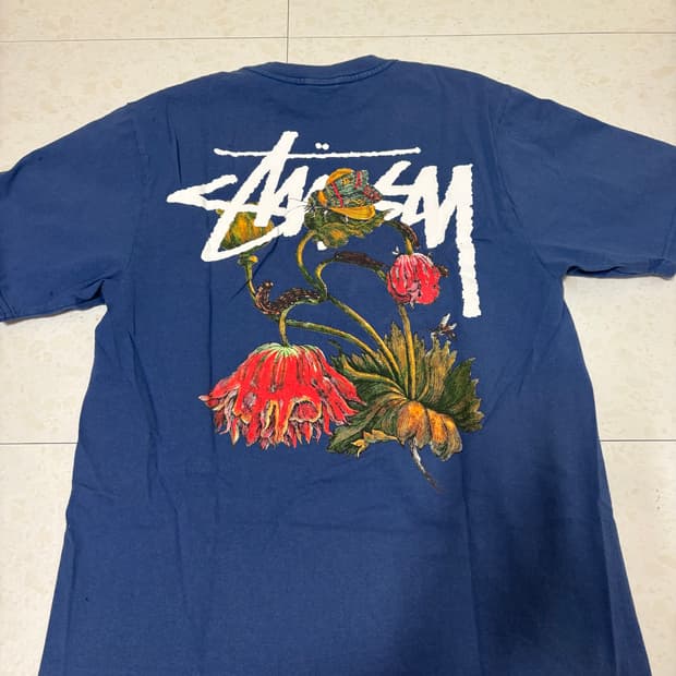 스투시 위더드 플라워 티셔츠 미드나잇