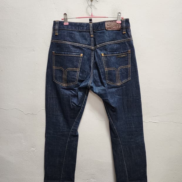 DSQUARED2 가죽패치 로고 청바지 