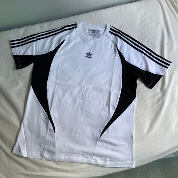 아디다스 아카이브 티 XL