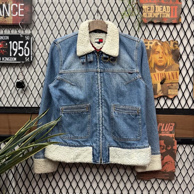 타미 진스 빈티지 데님 쉐르파 자켓 전면 투포켓 디테일 아이보리 배색