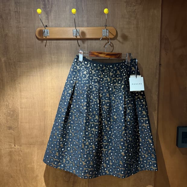 (새상품) flower pattern skirt 