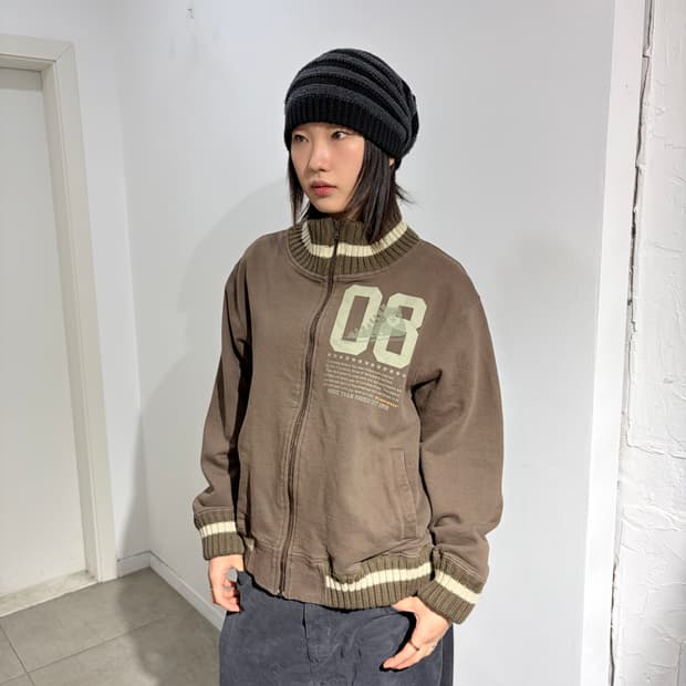 컨버스 브라운 프린팅 자켓