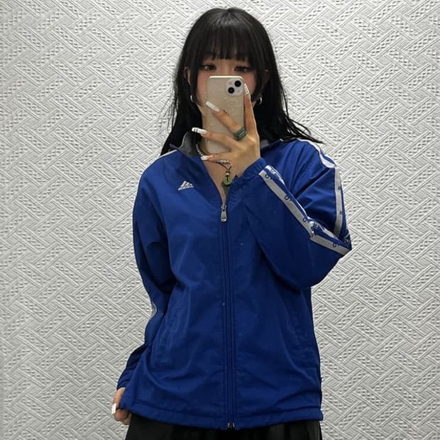 아디다스 올드스쿨 키치 사이드라인 바람막이 자켓 100 C10852