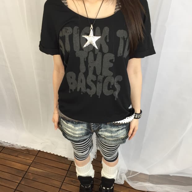 ‘OZOC Y2K Black Graphic T-Shirt